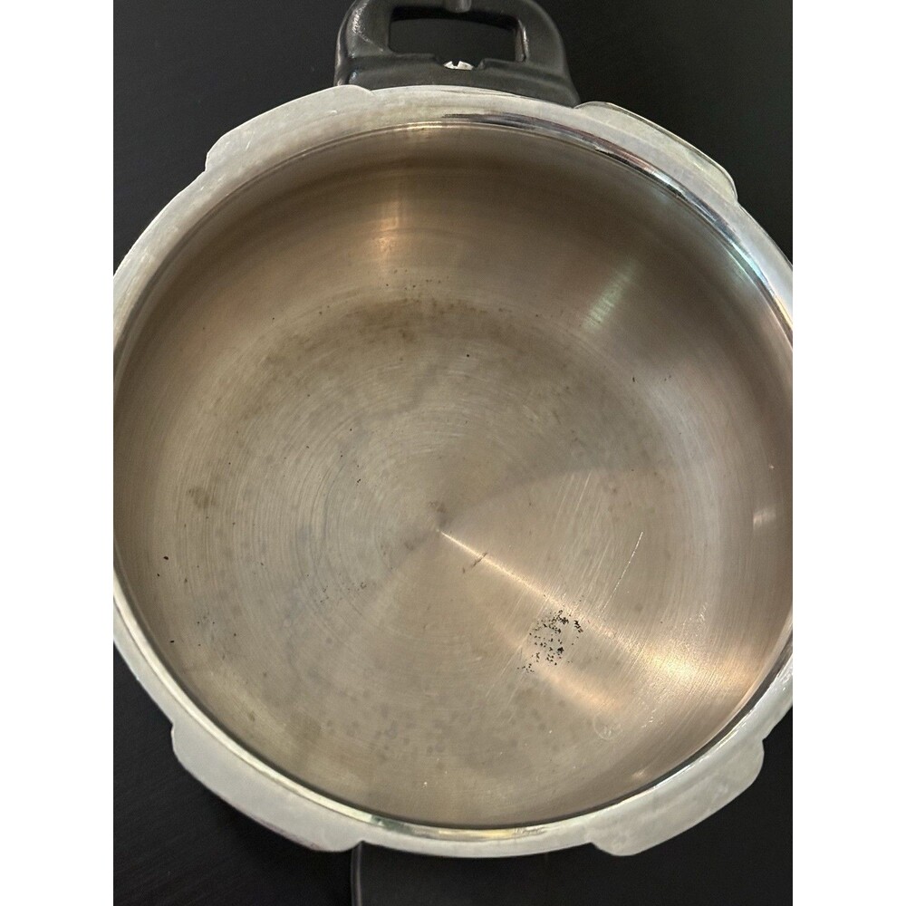 Garuda Pressure Cooker Salem Stainless Steel Stovetop Pot Pan 2.5 L - Picture 9 of 16